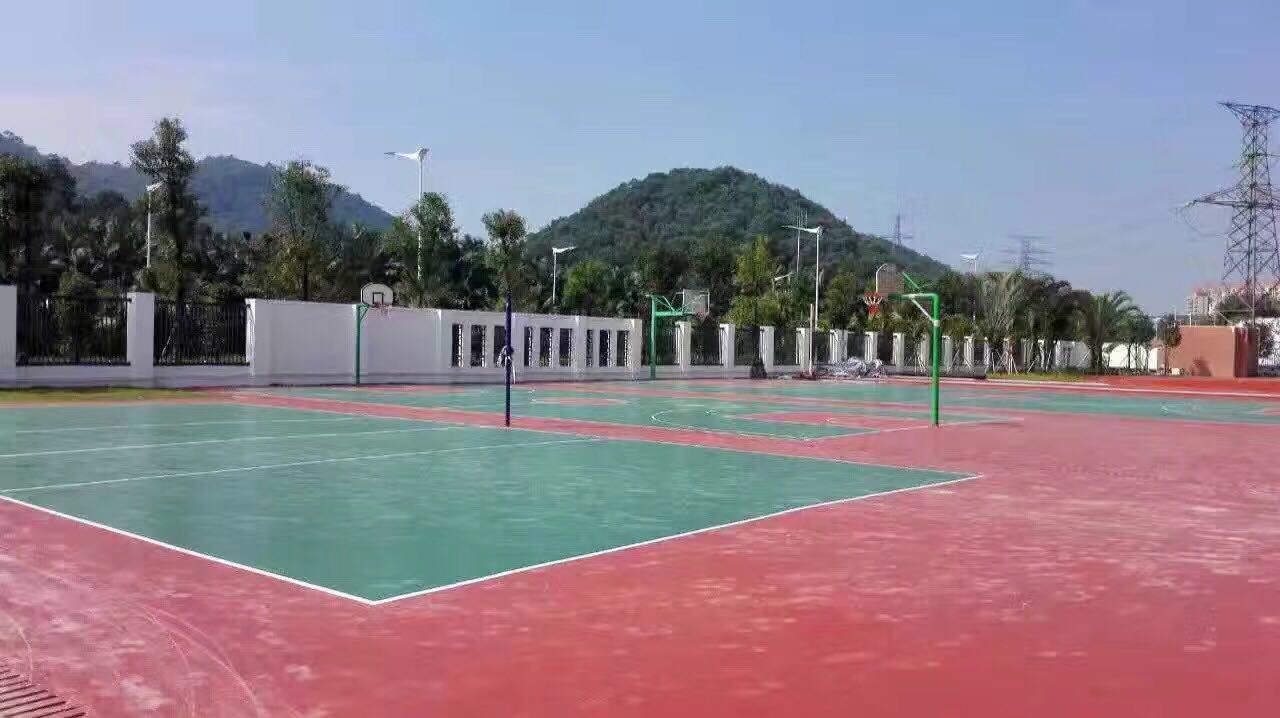 東莞師范學校附屬小學 <a href=http://www.rkkor.cn target=_blank class=infotextkey>硅PU</a>球場