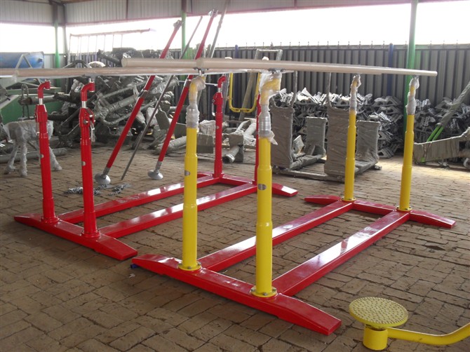 高級(jí)雙杠、軍用雙杠、地埋雙杠