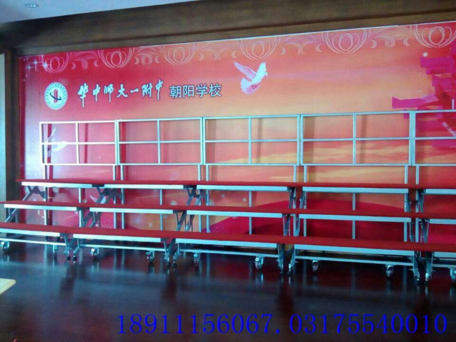 木質(zhì)合唱臺(tái)