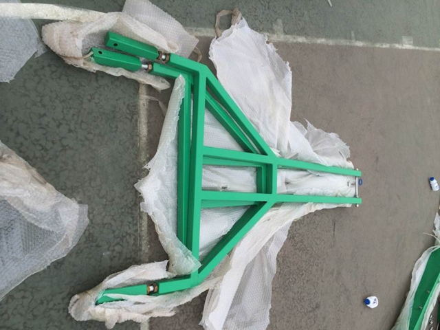 GYTY-A008移動式綠色單臂籃球架