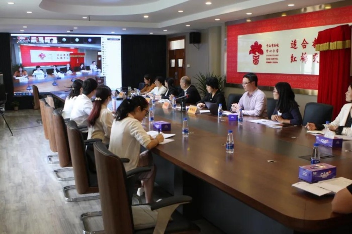 嚴(yán)密論證明思路　專家指引促發(fā)展