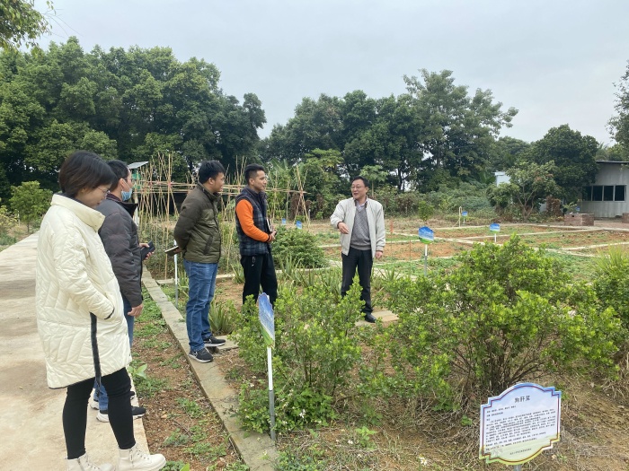 寒冷冬日迎暖陽，領(lǐng)導視察暖人心