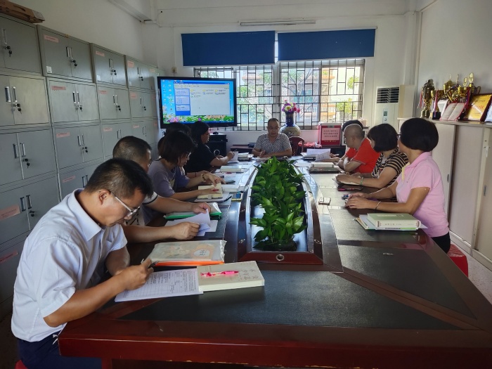 在培訓(xùn)中感悟，在感悟中成長