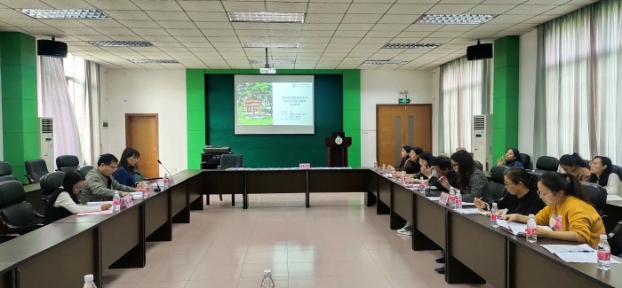 專家引領(lǐng)促成長(zhǎng) 課題共研促發(fā)展