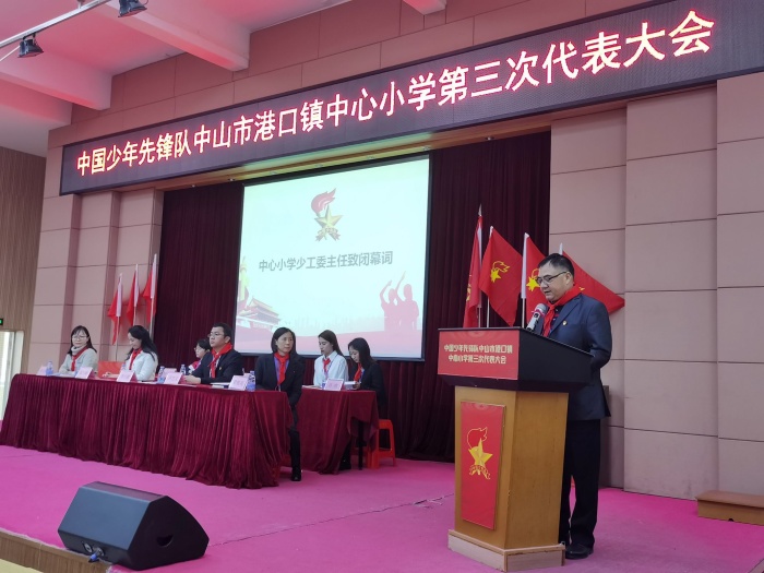 追夢新時代 領巾展風采