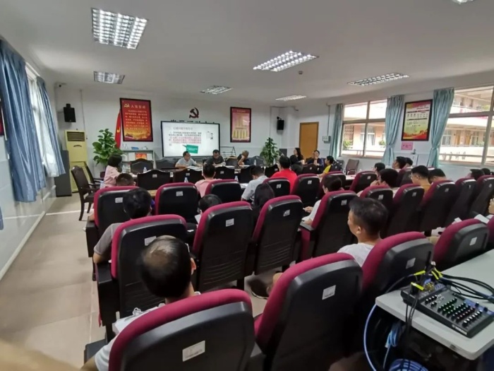 新征程，新起航——中山建斌小欖校區(qū)21級新生入學(xué)導(dǎo)航教育之旅