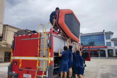 嚴(yán)陣以待！三鄉(xiāng)鎮(zhèn)全力做好臺(tái)風(fēng)“圓規(guī)”后續(xù)救援工作