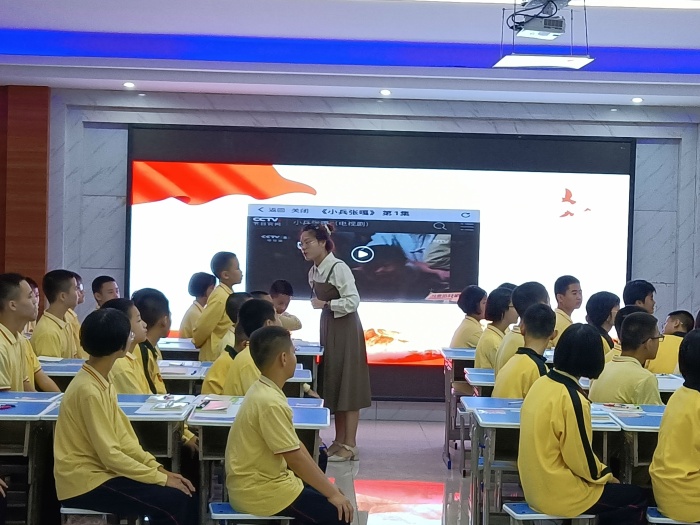 細(xì)節(jié)描寫(xiě)塑人物，作文教學(xué)綻芳華