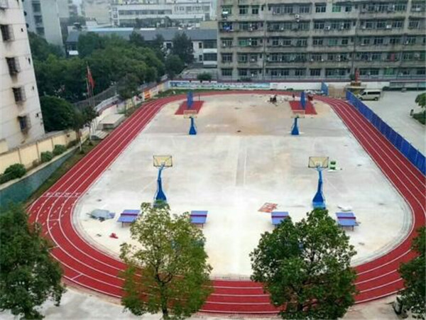 epdm透氣型<a href=http://www.rkkor.cn target=_blank class=infotextkey>塑膠跑道</a>