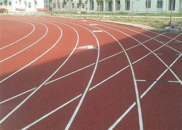 操場(chǎng)<a href=http://www.rkkor.cn target=_blank class=infotextkey>塑膠跑道</a>