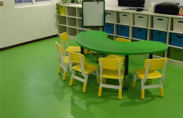 幼兒園<a href=http://www.rkkor.cn target=_blank class=infotextkey>塑膠跑道</a>