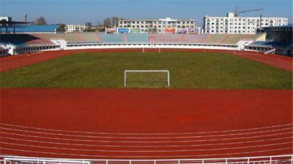 400米<a href=http://www.rkkor.cn target=_blank class=infotextkey>塑膠跑道</a>