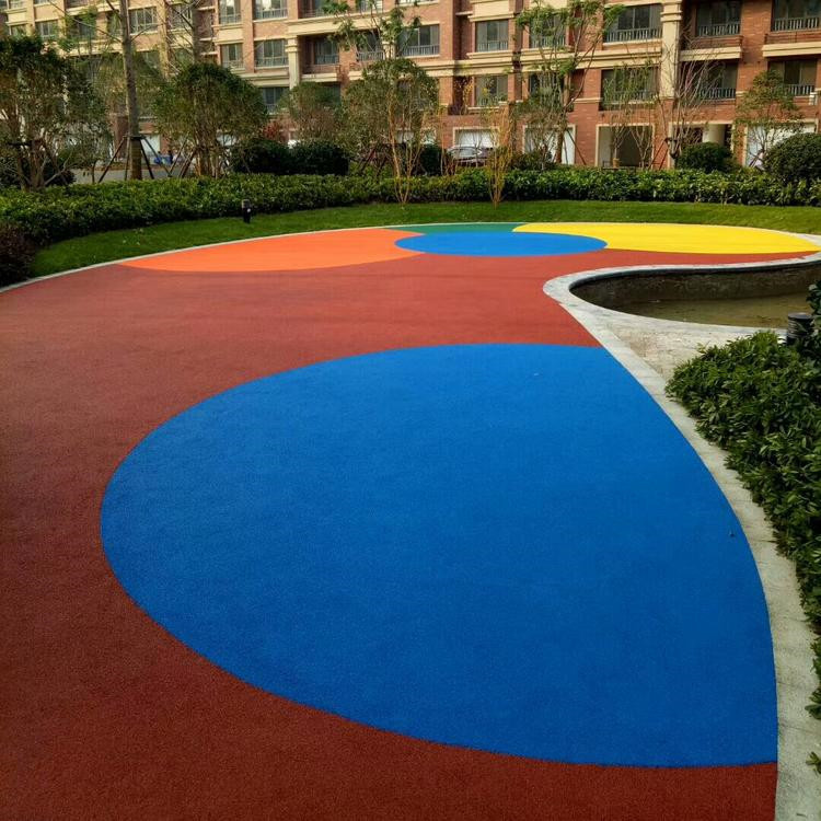 河北旭康體育供應(yīng) 小區(qū)<a href=http://www.rkkor.cn target=_blank class=infotextkey>塑膠跑道</a> EPDM環(huán)保<a href=http://www.rkkor.cn target=_blank class=infotextkey>塑膠跑道</a> 施工