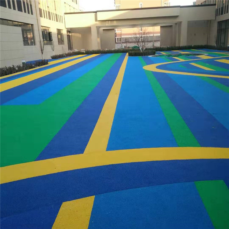 義發(fā) 操場(chǎng)<a href=http://www.rkkor.cn target=_blank class=infotextkey>塑膠跑道</a> <a href=http://www.rkkor.cn target=_blank class=infotextkey>塑膠跑道</a>鋪設(shè) <a href=http://www.rkkor.cn target=_blank class=infotextkey>塑膠跑道</a>