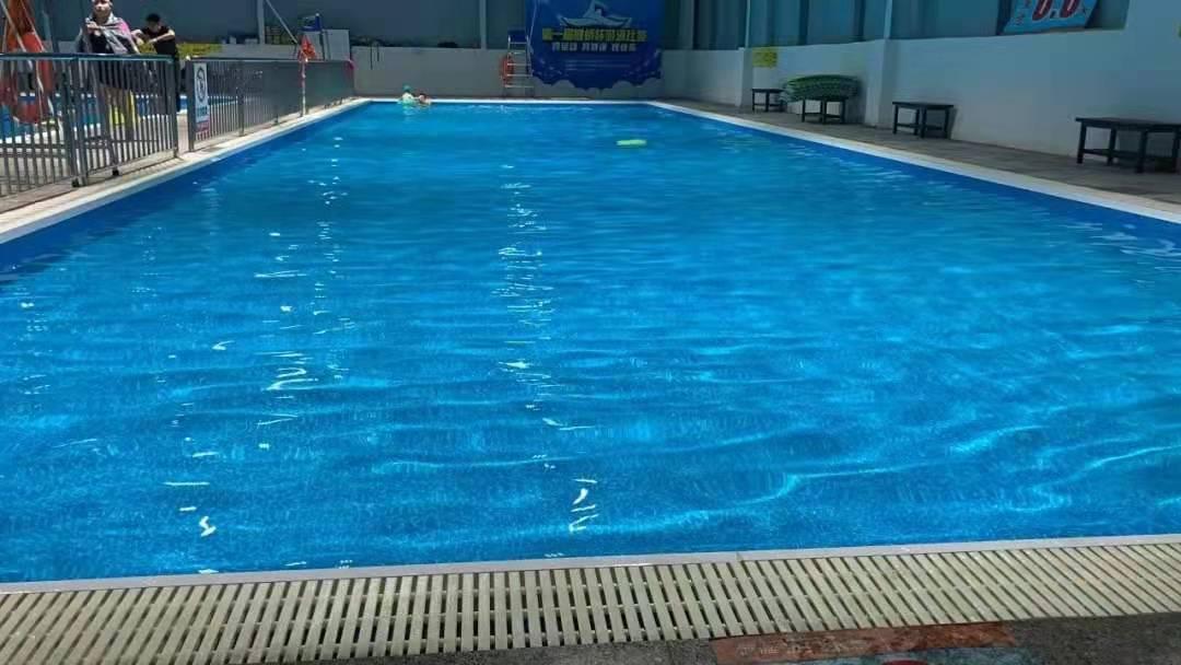 長洲恒溫游泳館