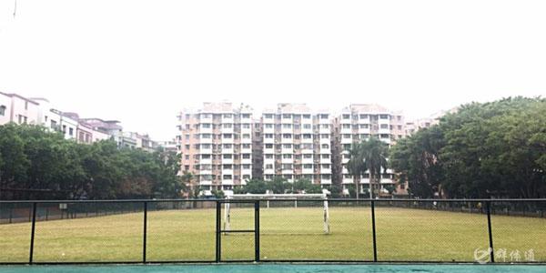 富力桃園社區(qū)足球場(chǎng)