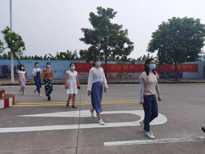 疫情防控常態(tài)化? ?嚴陣以待迎開學