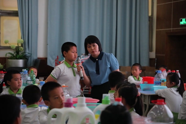 學(xué)會(huì)勞動(dòng)，以勞育人