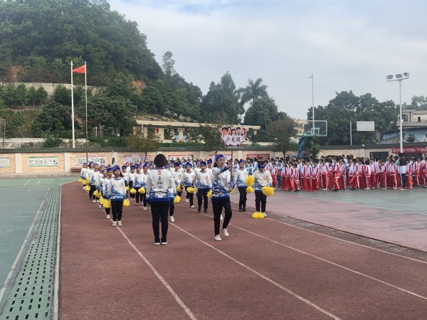 進(jìn)擊吧，六小的青春少年！