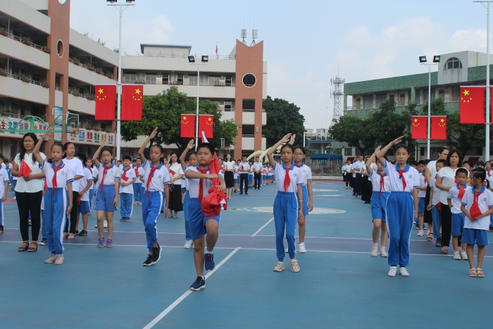 “傳承紅色基因　培育時代新人”