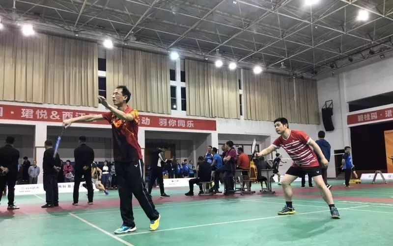 9所符合條件的城區(qū)學(xué)校的體育場地全部向社會開放