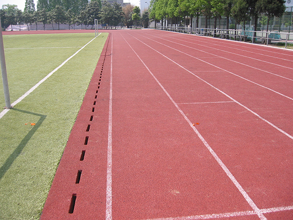 <a href=http://www.rkkor.cn target=_blank class=infotextkey>塑膠跑道</a>廠家