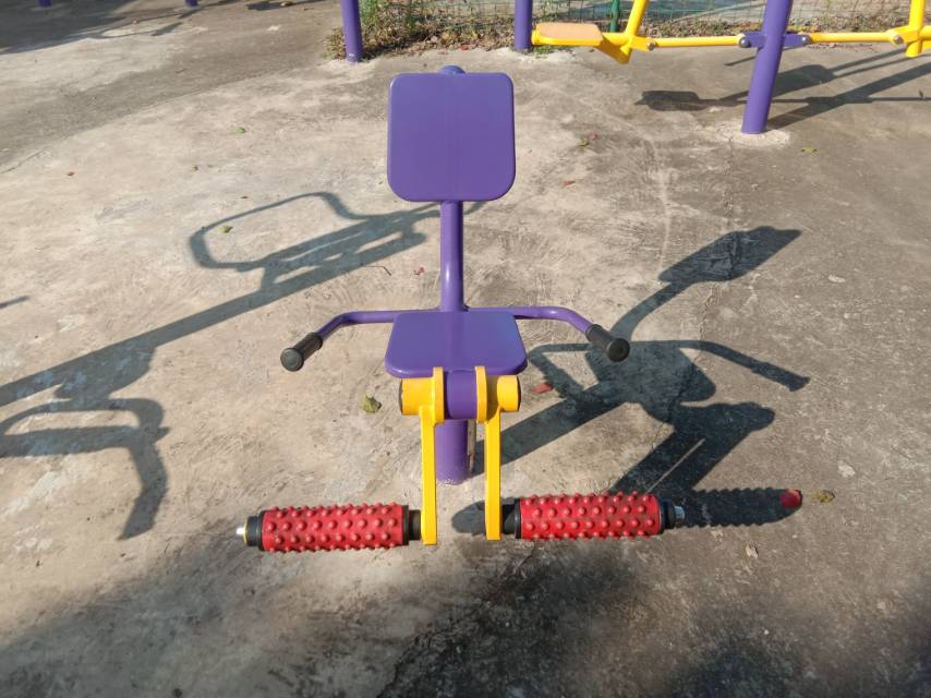 膝關(guān)節(jié)訓(xùn)練器