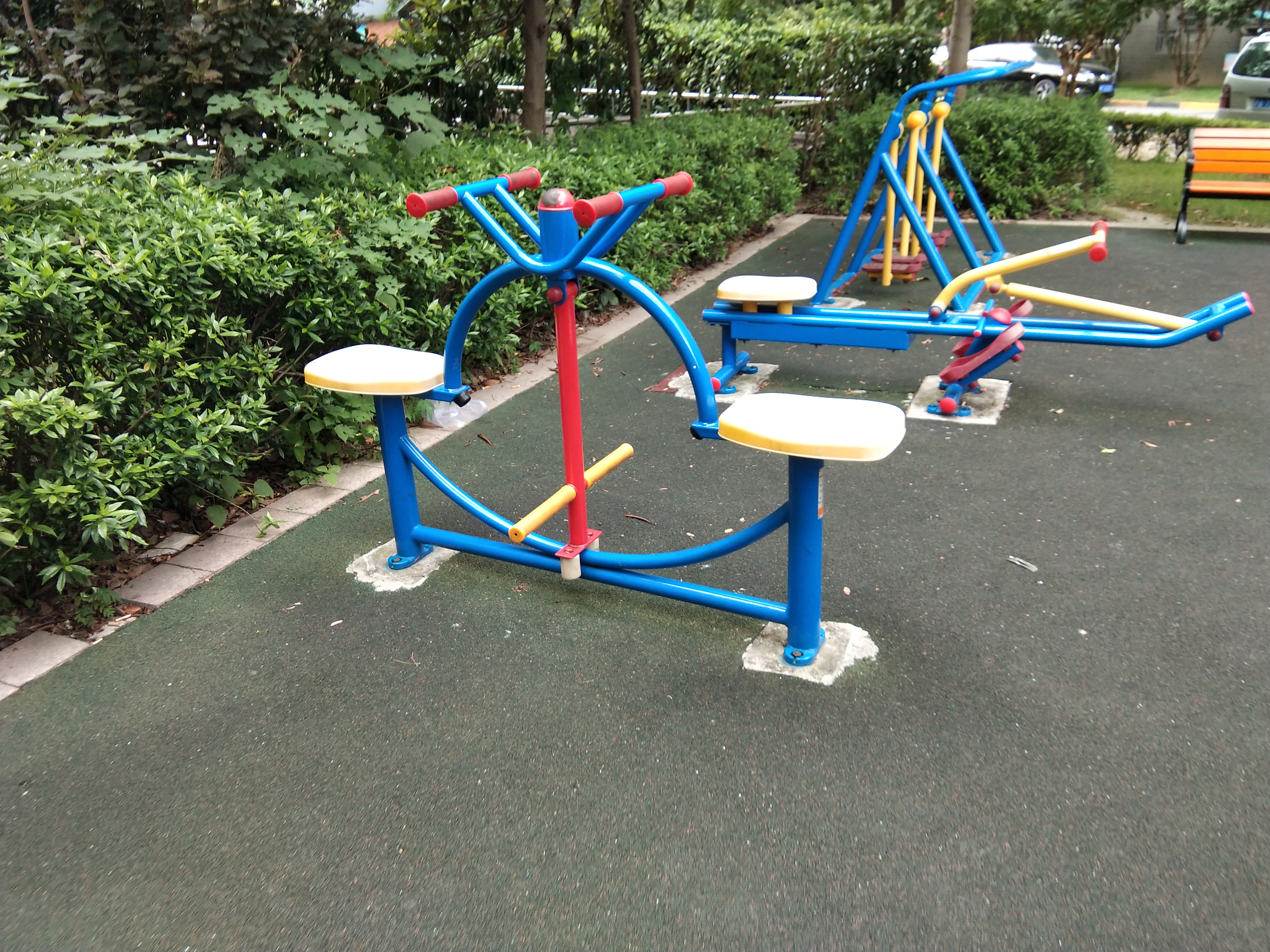 下肢康復(fù)器