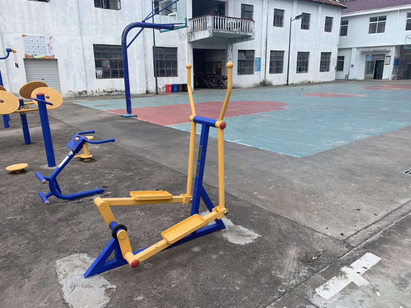 室外橢圓機(jī)