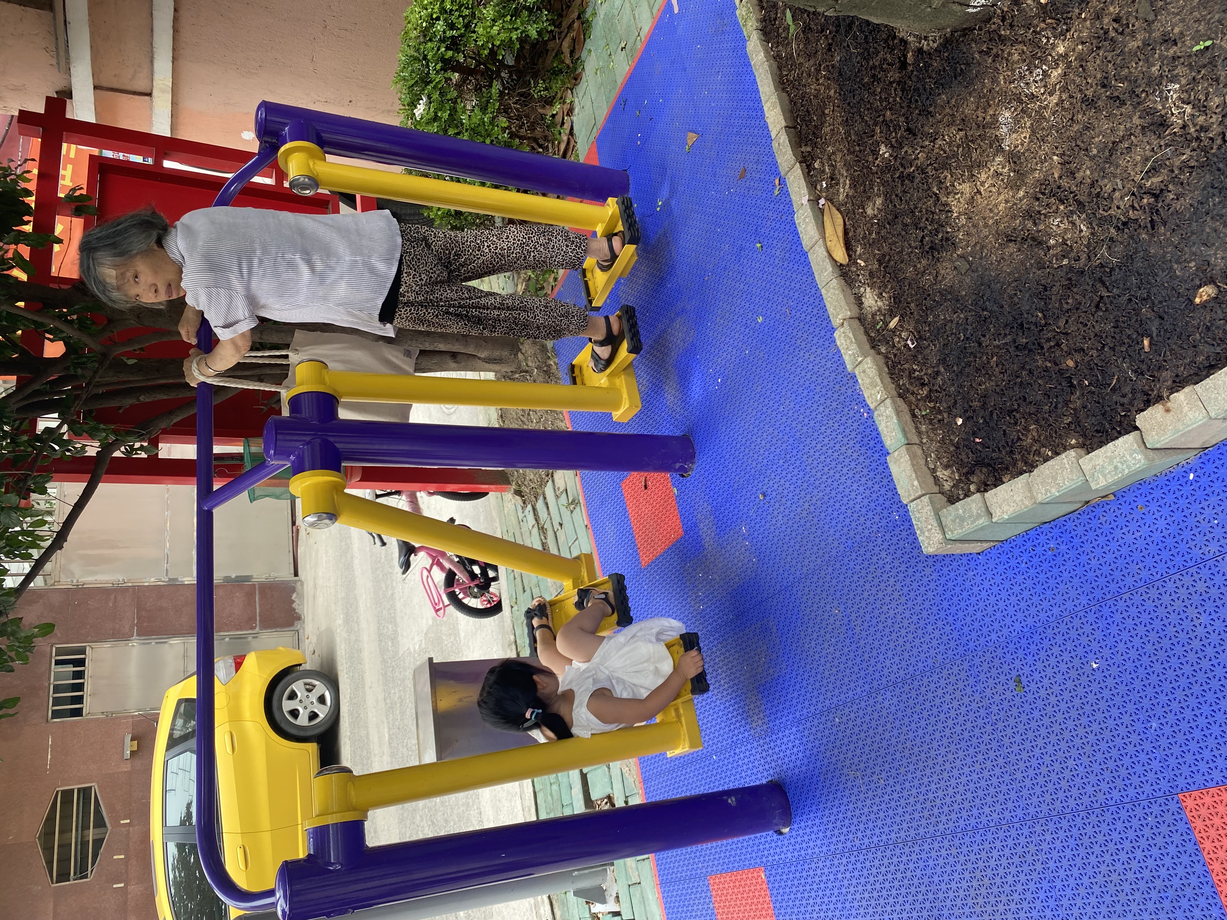 太空漫步機(jī)