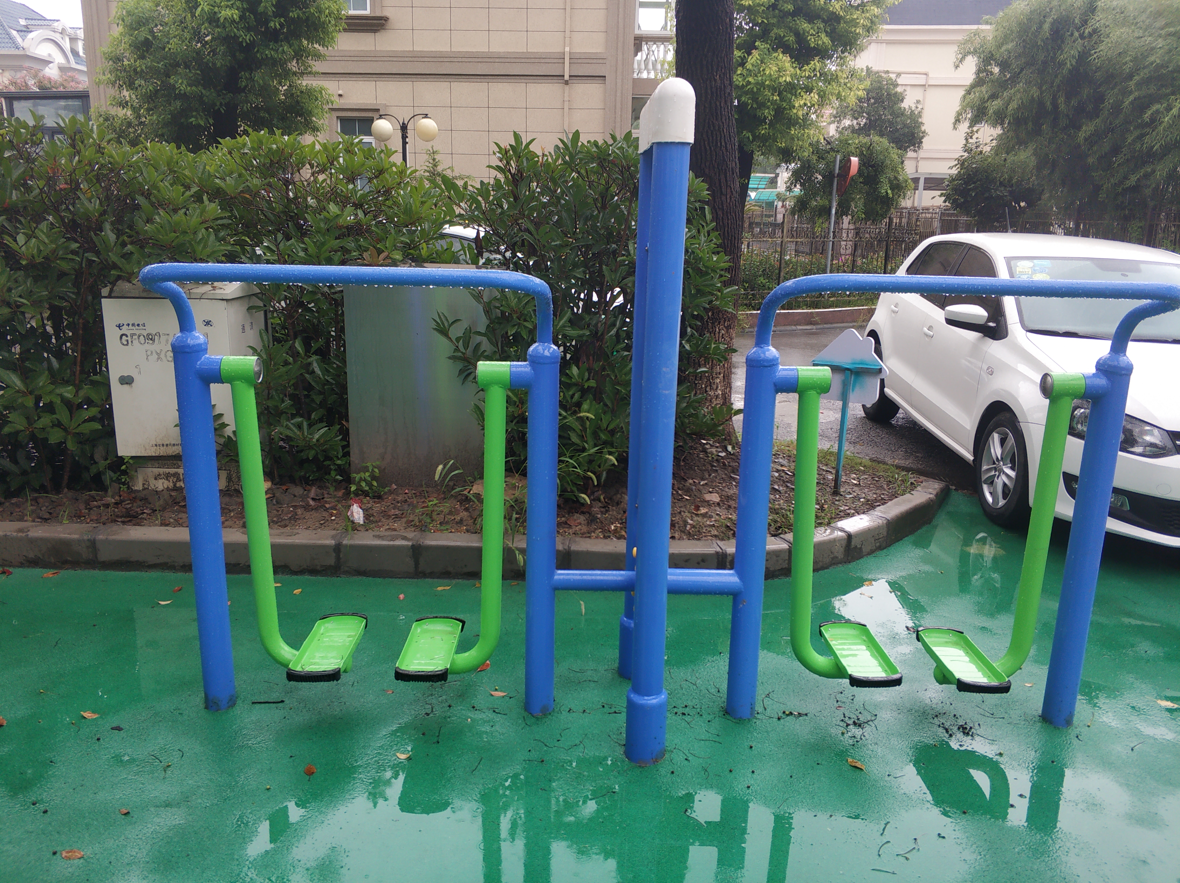 雙立柱太空漫步器