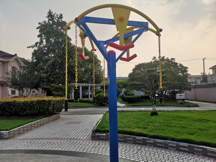 三人上肢牽引器