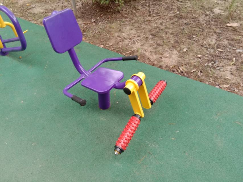 膝關(guān)節(jié)訓練器