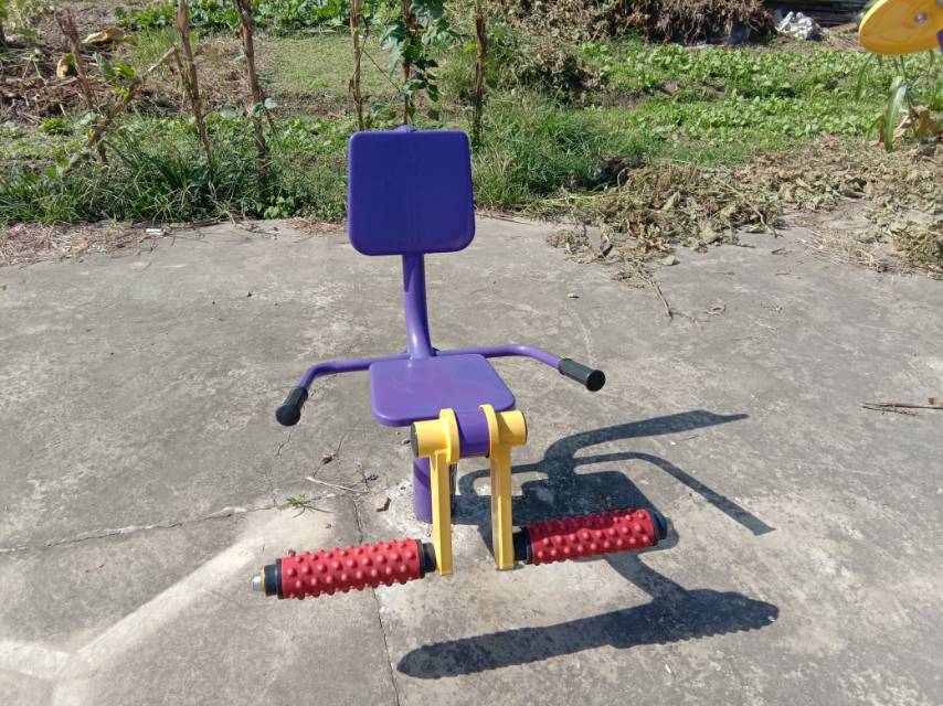 膝關(guān)節(jié)訓(xùn)練器