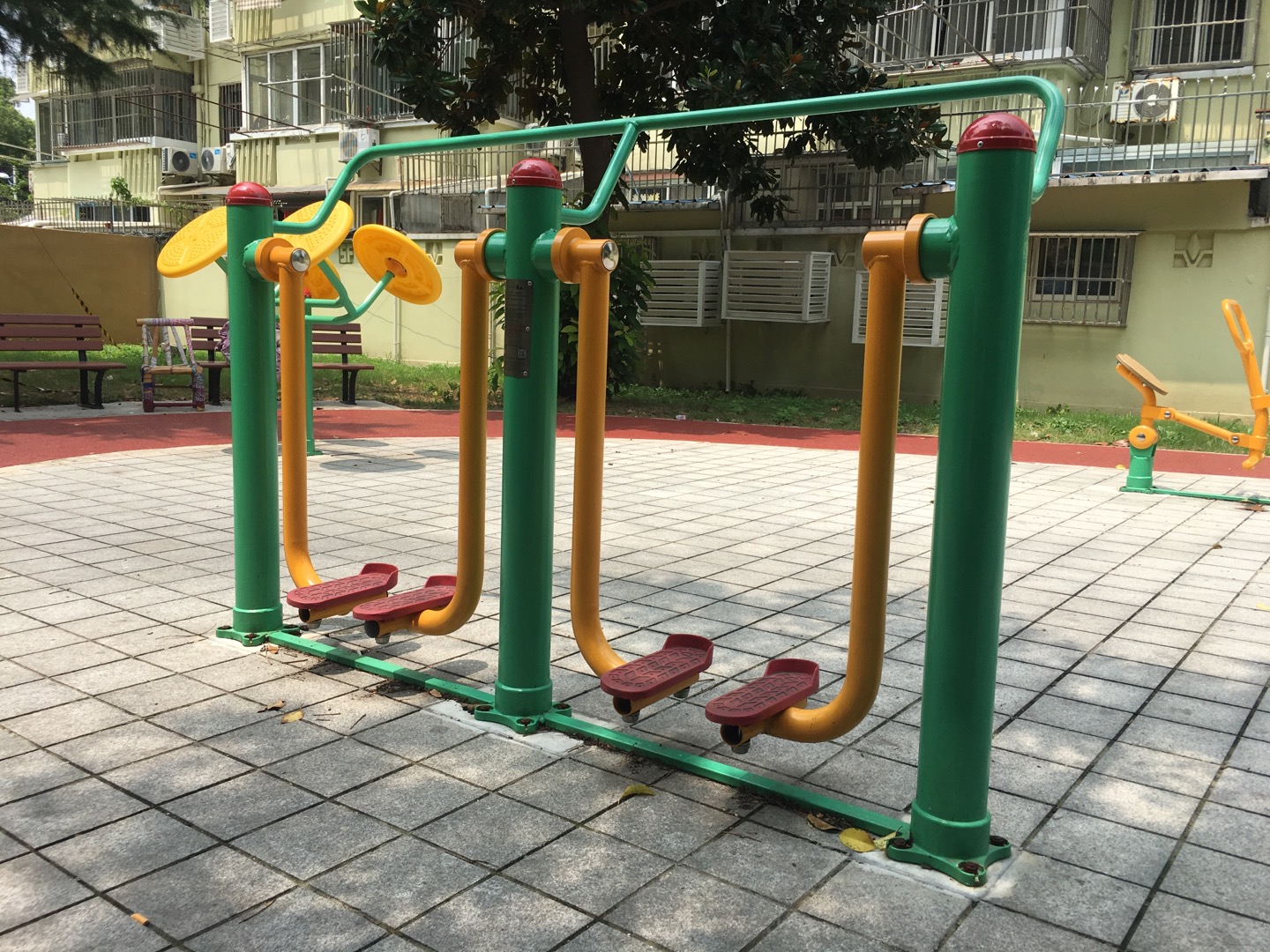 兩聯(lián)漫步機(jī)