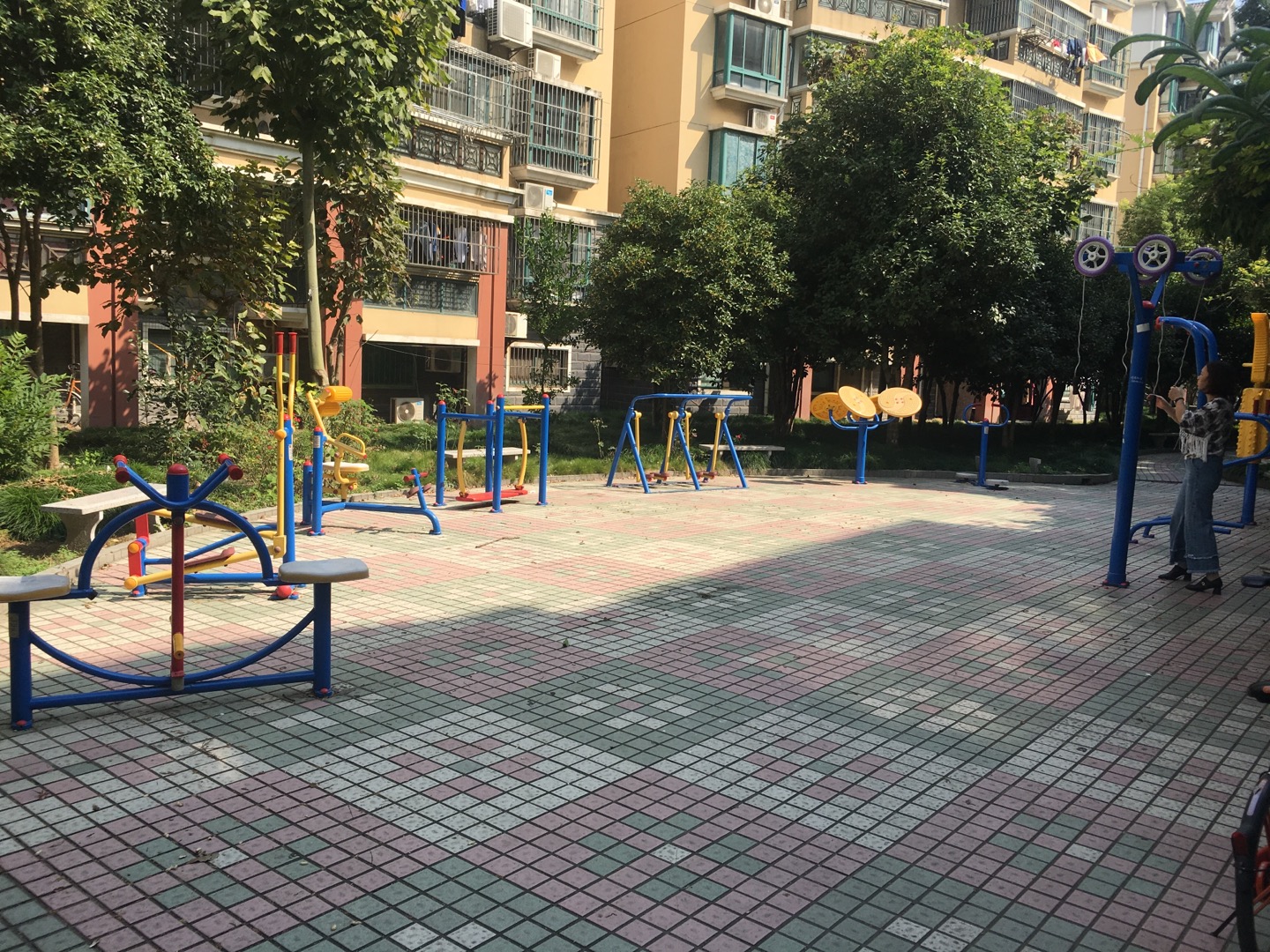 大名公寓健身點(diǎn)