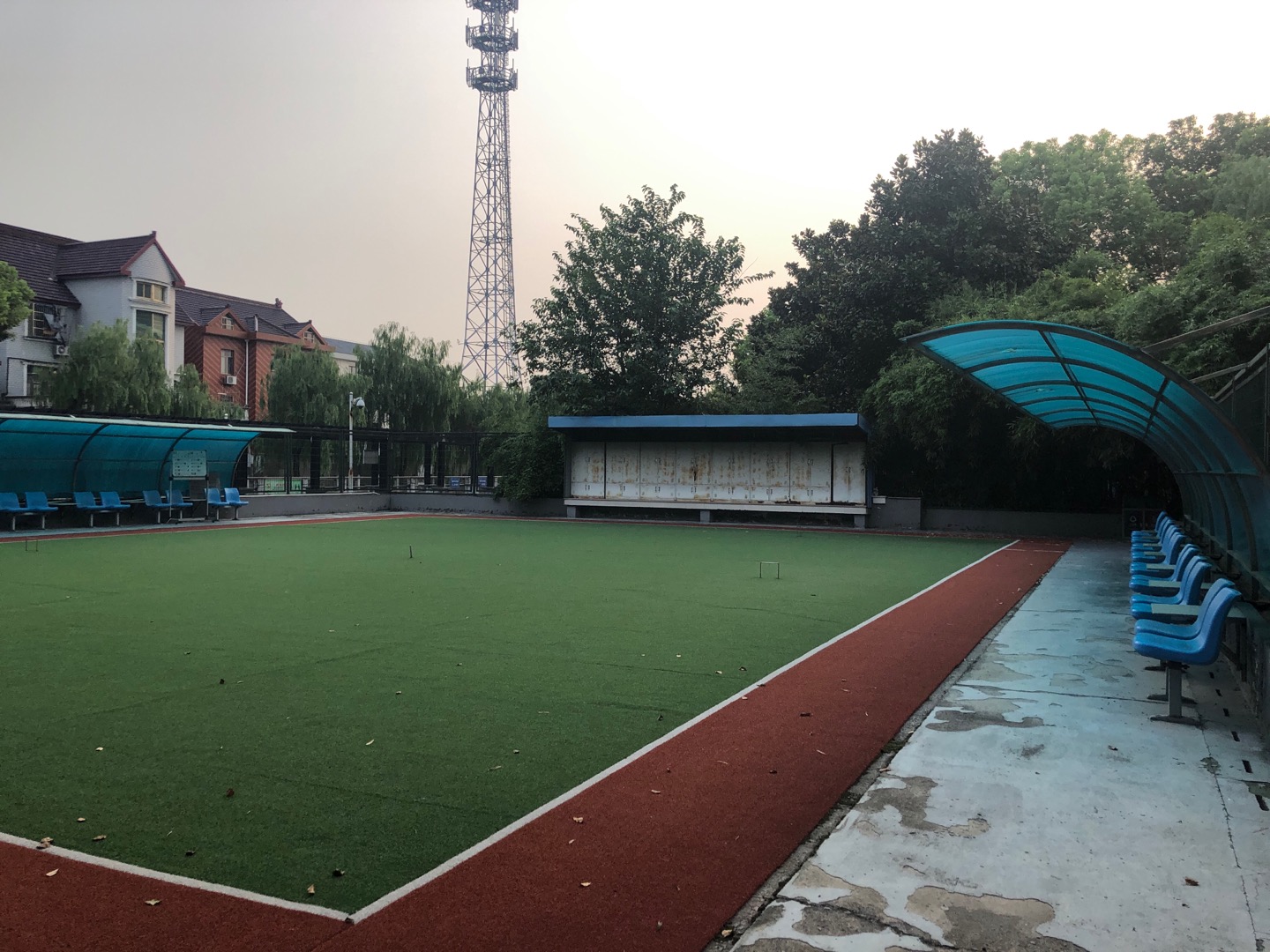 趙巷社區(qū)運(yùn)動(dòng)場(chǎng)