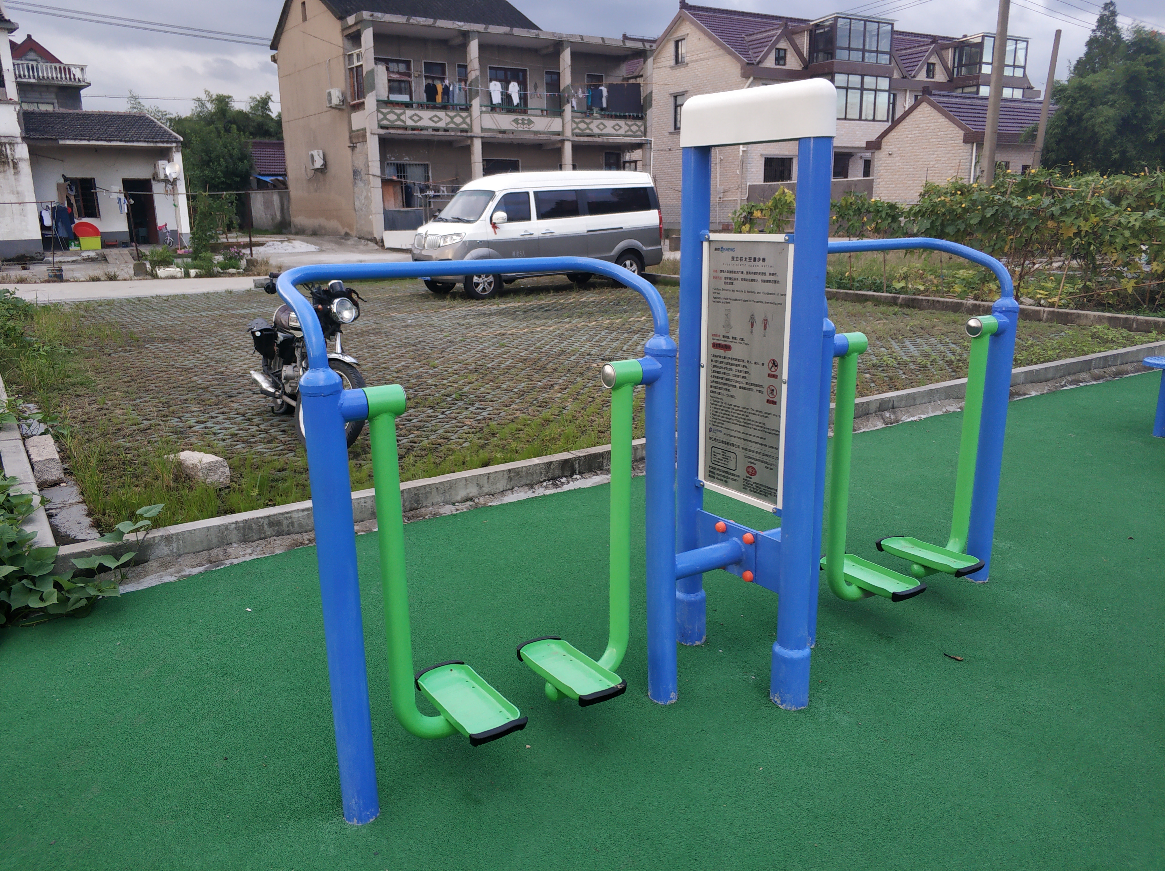 雙立柱太空漫步器