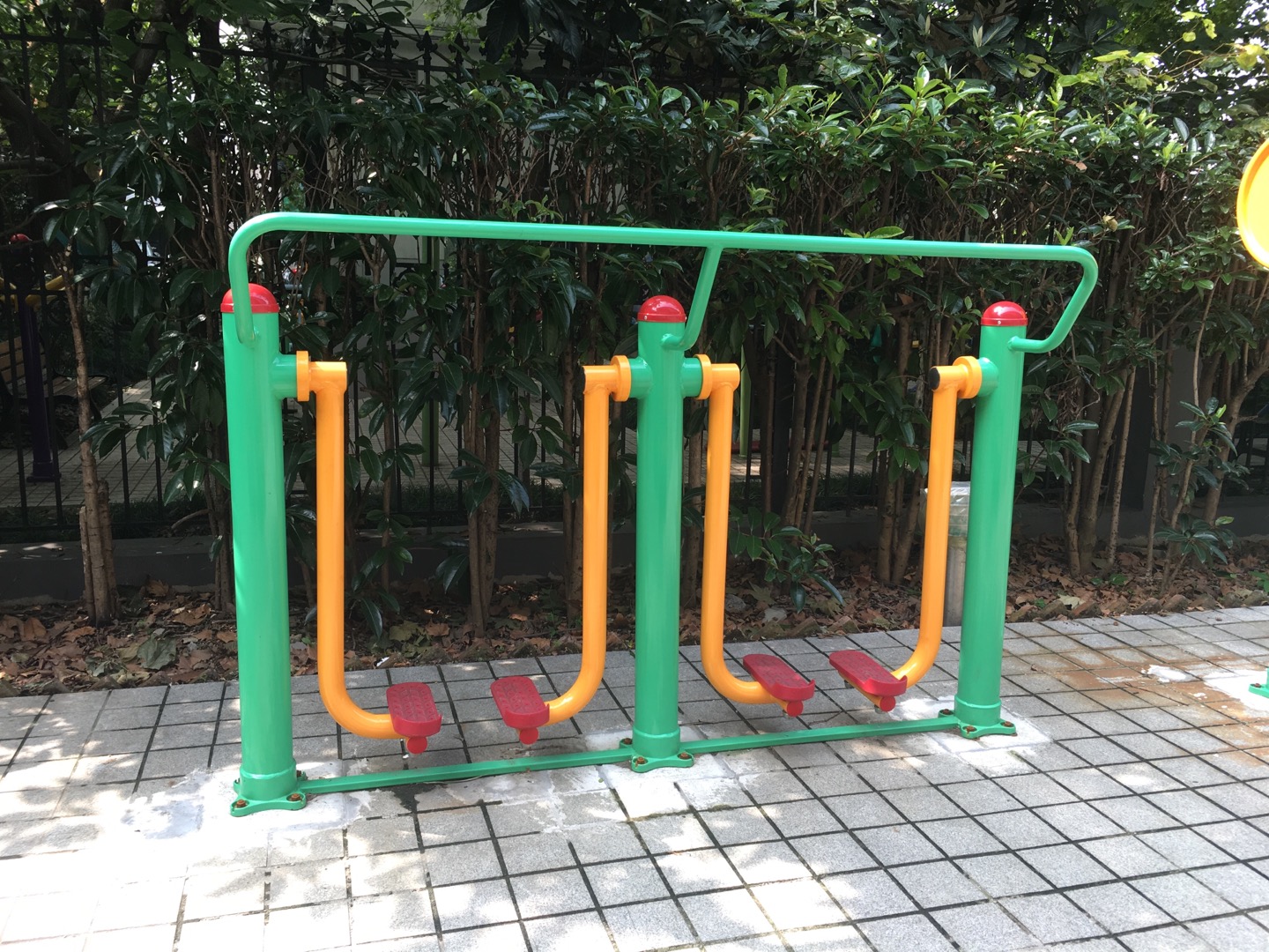 兩聯(lián)漫步機(jī)