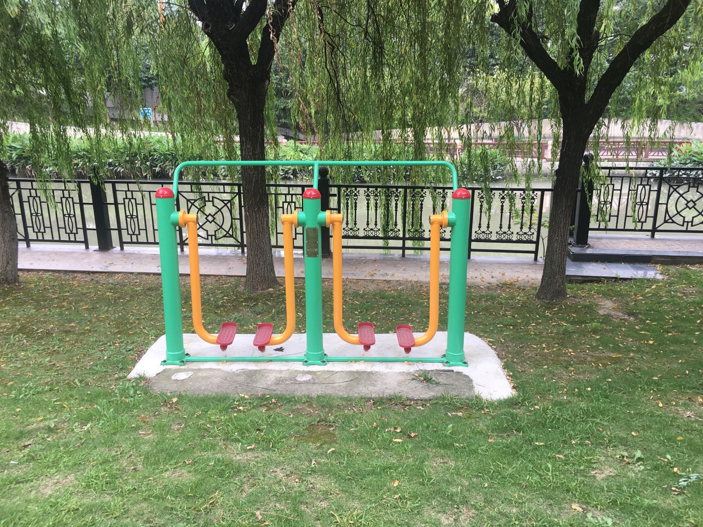 兩聯(lián)漫步機