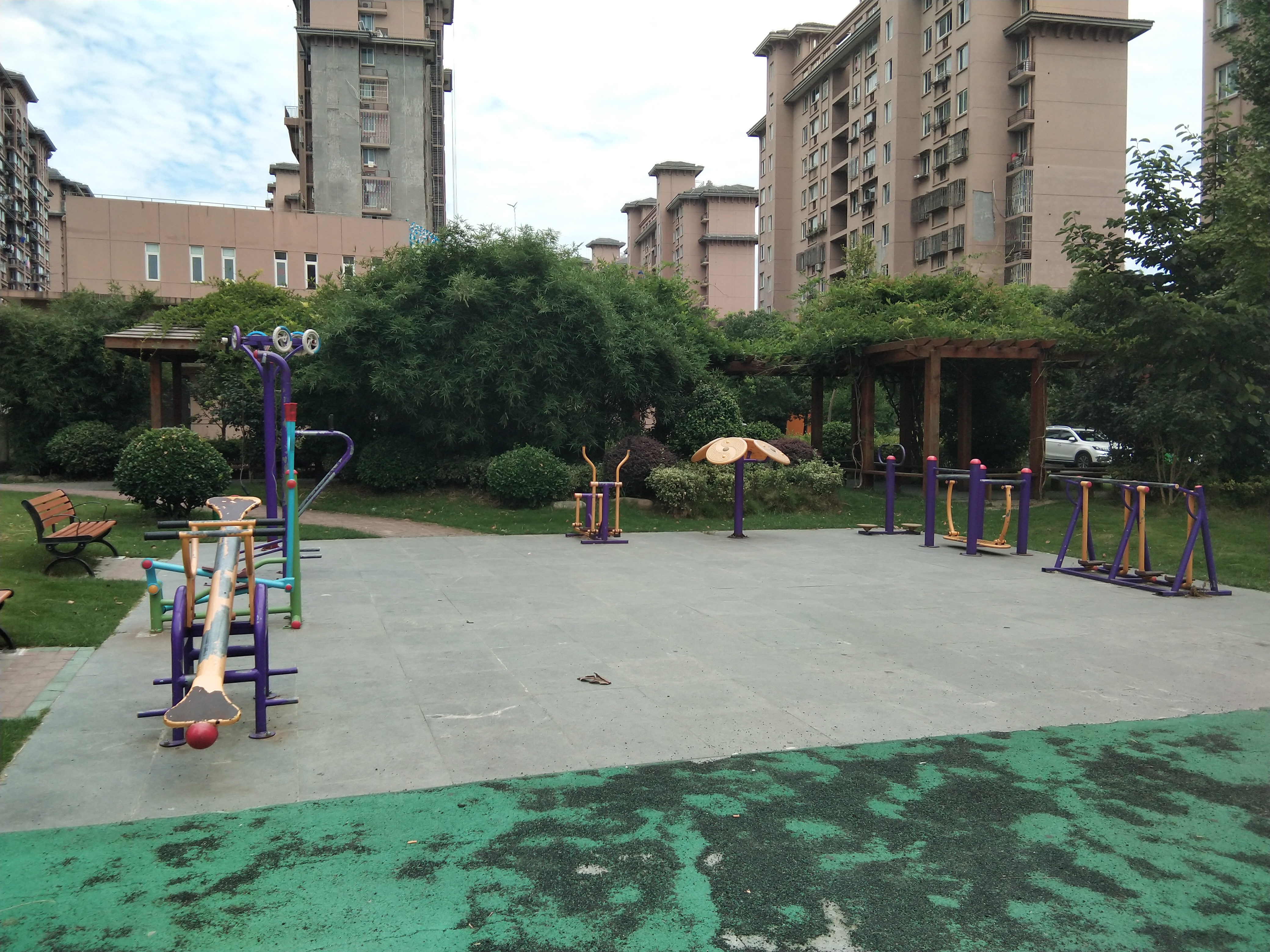 瑞和華苑居委健身點(diǎn)A