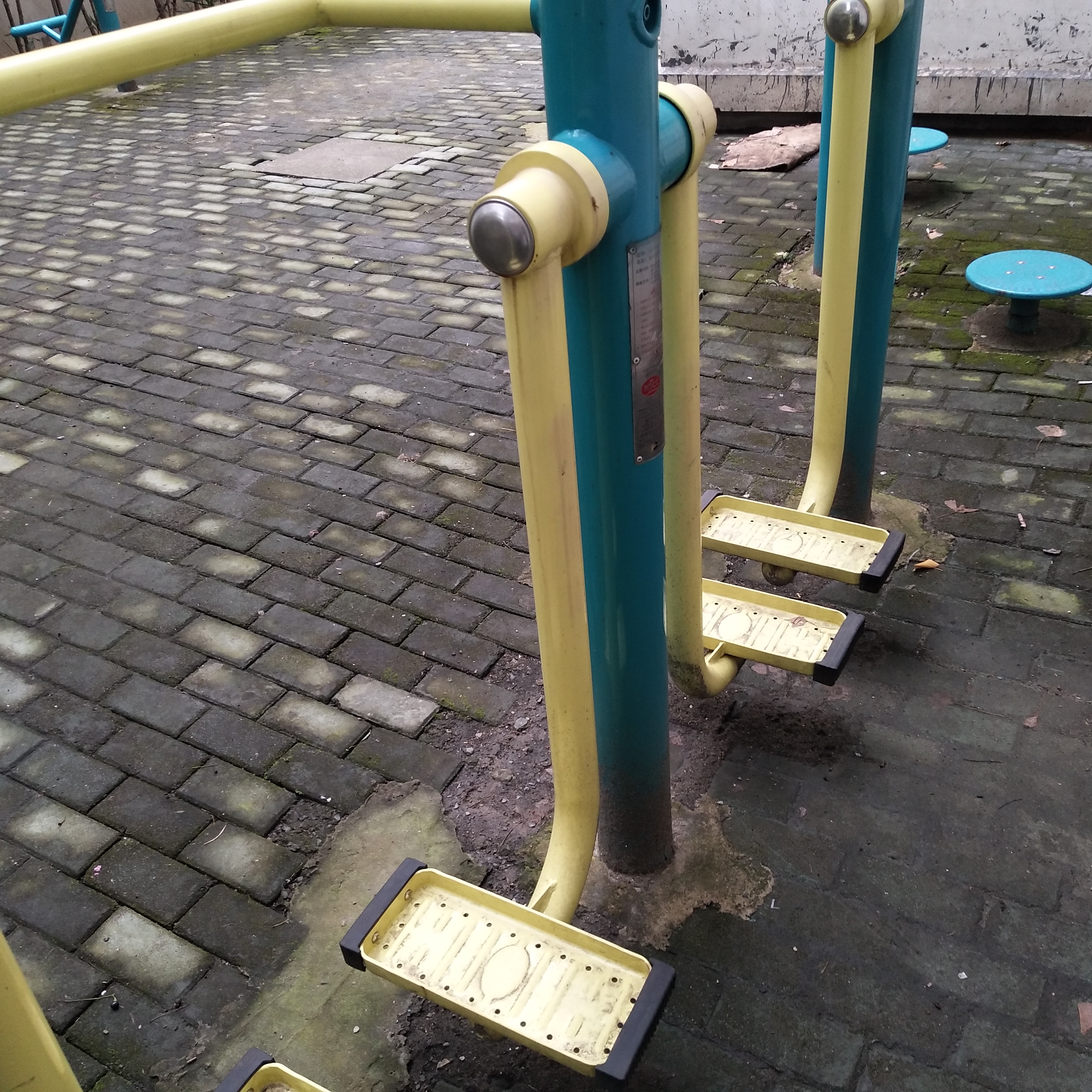 雙位太空漫步機