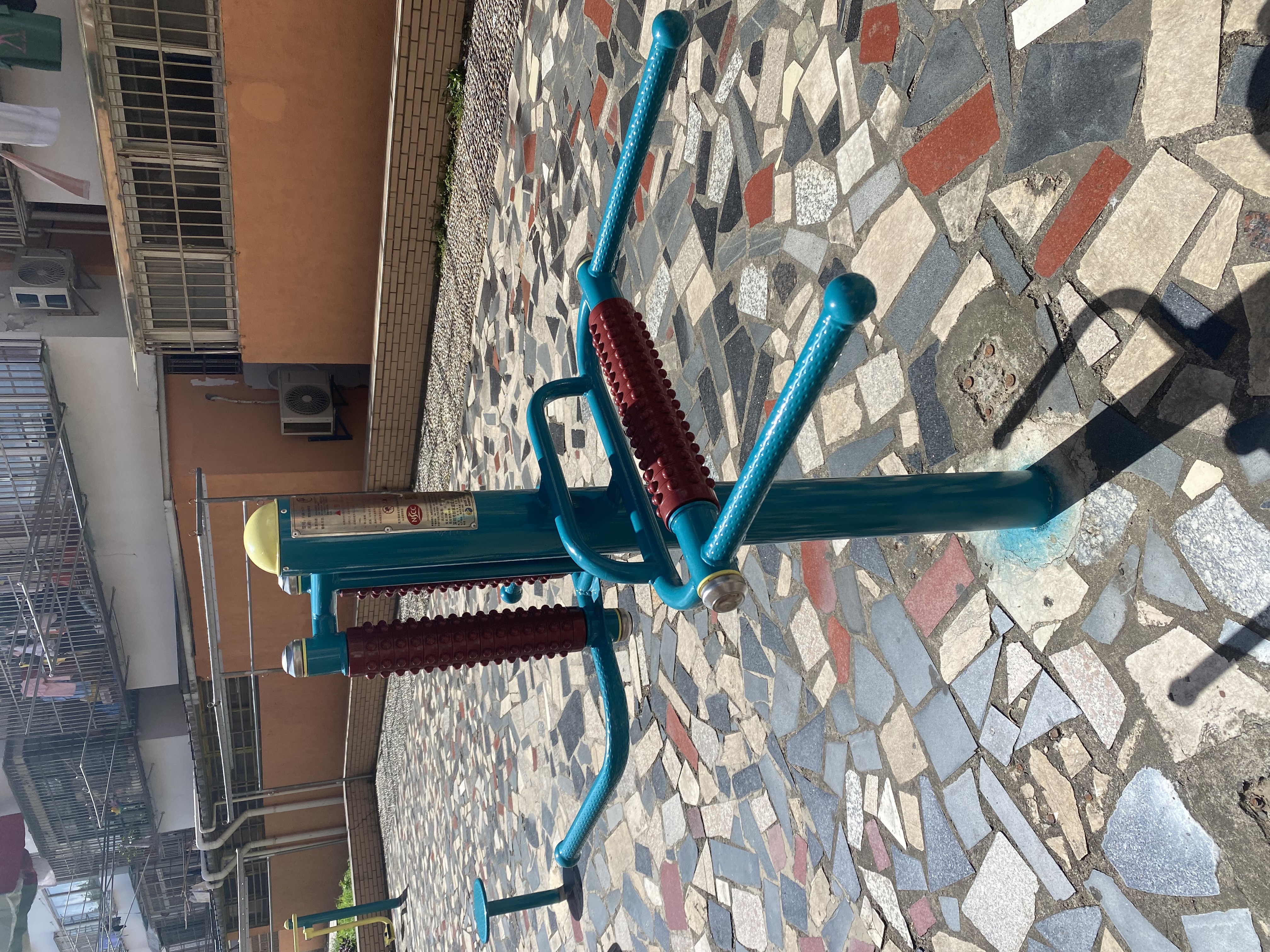 互動(dòng)式腰背按摩器