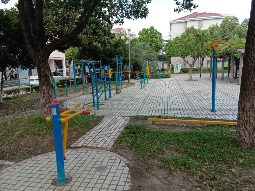 石岡社區(qū)餐廳市民健身點