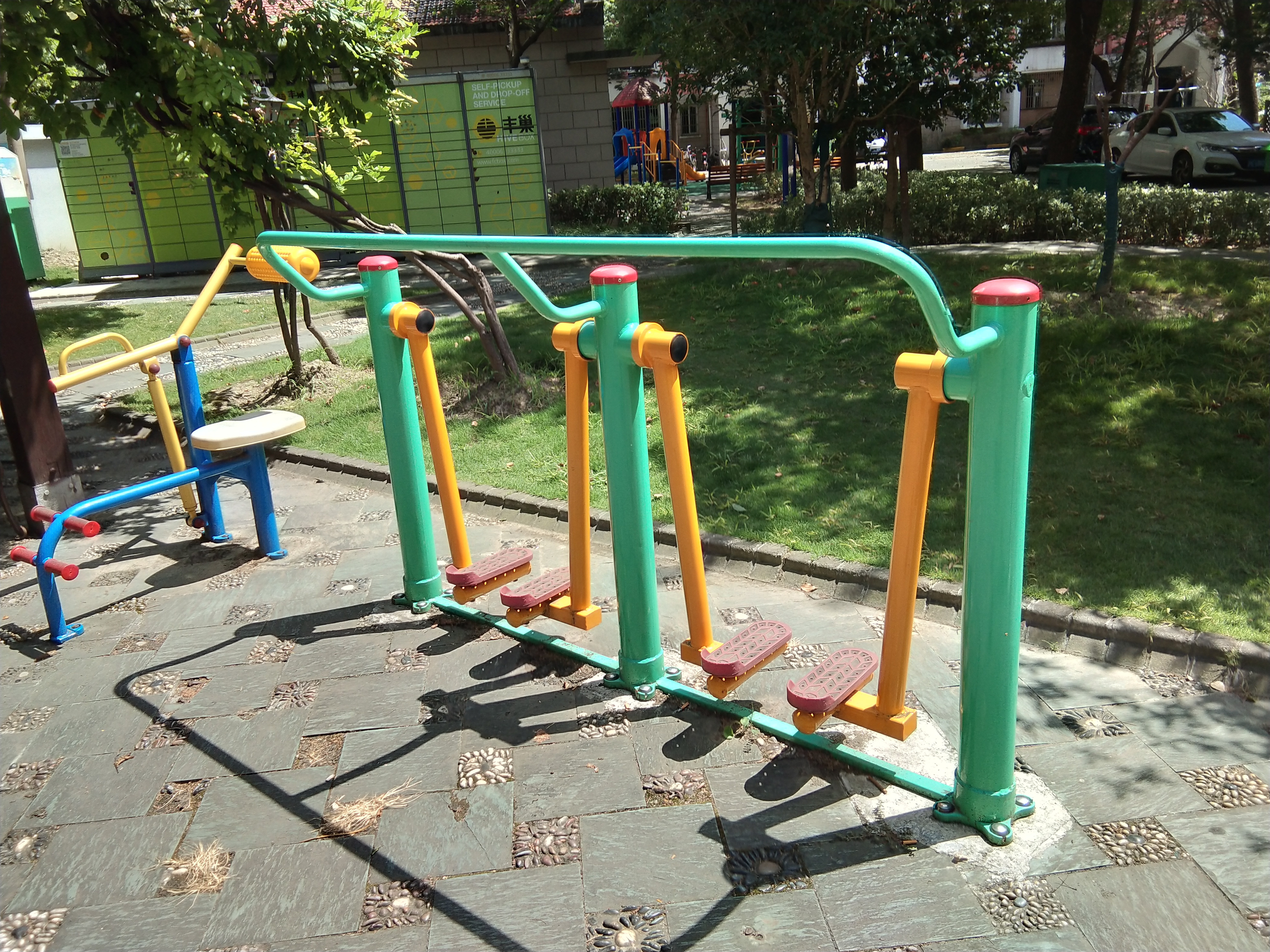 兩聯(lián)漫步機(jī)