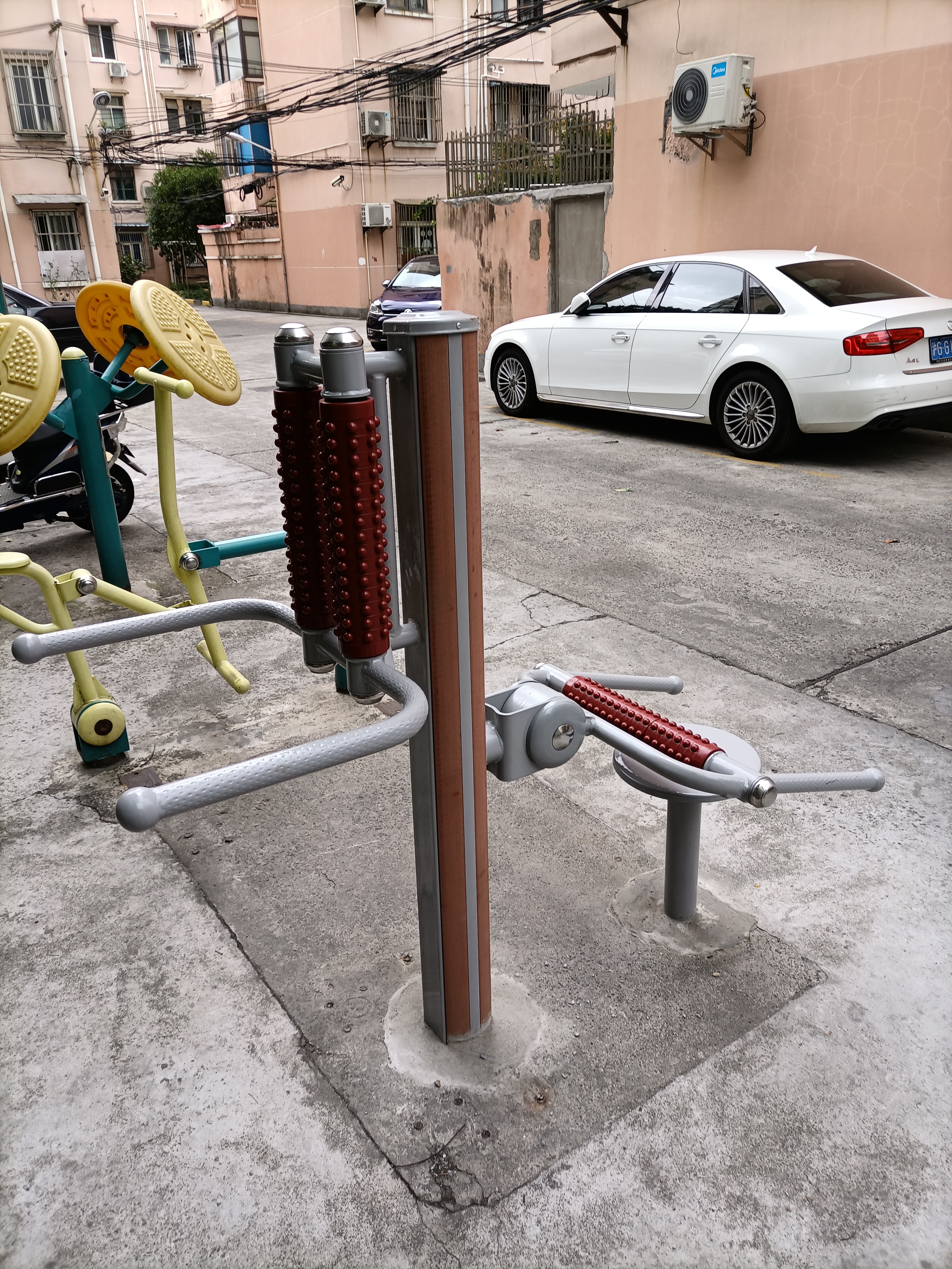 互動(dòng)式腰背按摩器