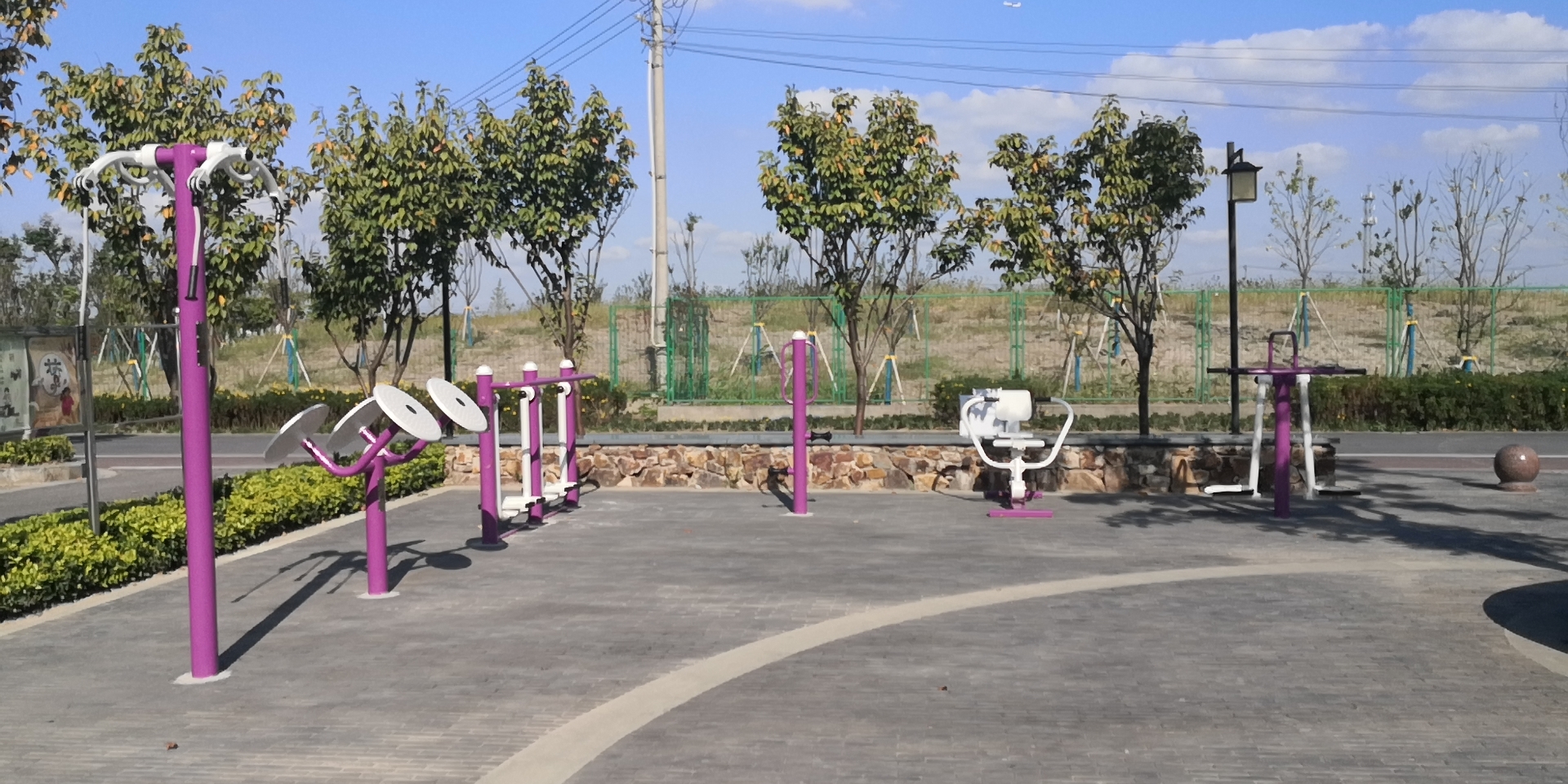 華漕鎮(zhèn)趙家村北港（東）健身點(diǎn)