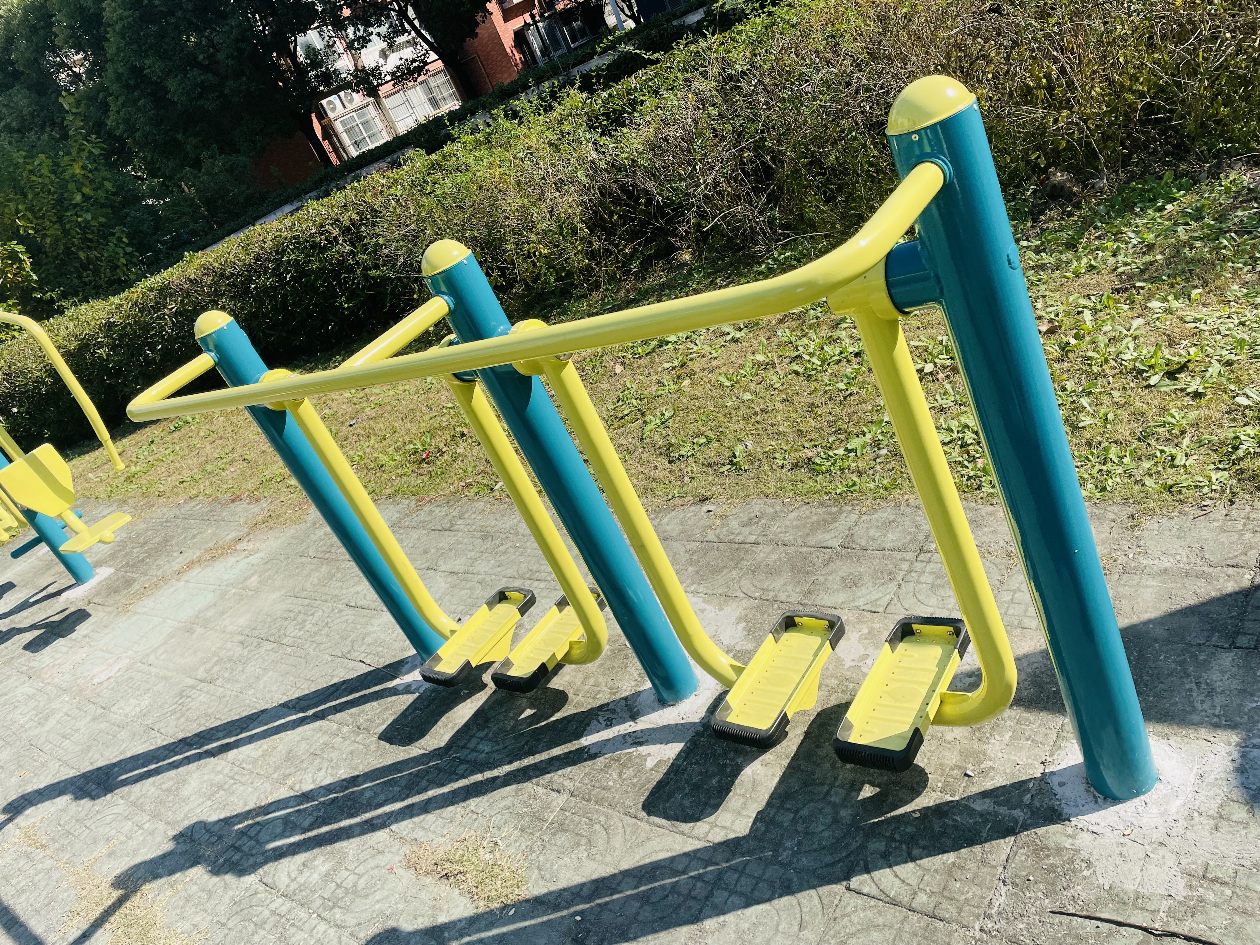 二位智能太空漫步機(jī)