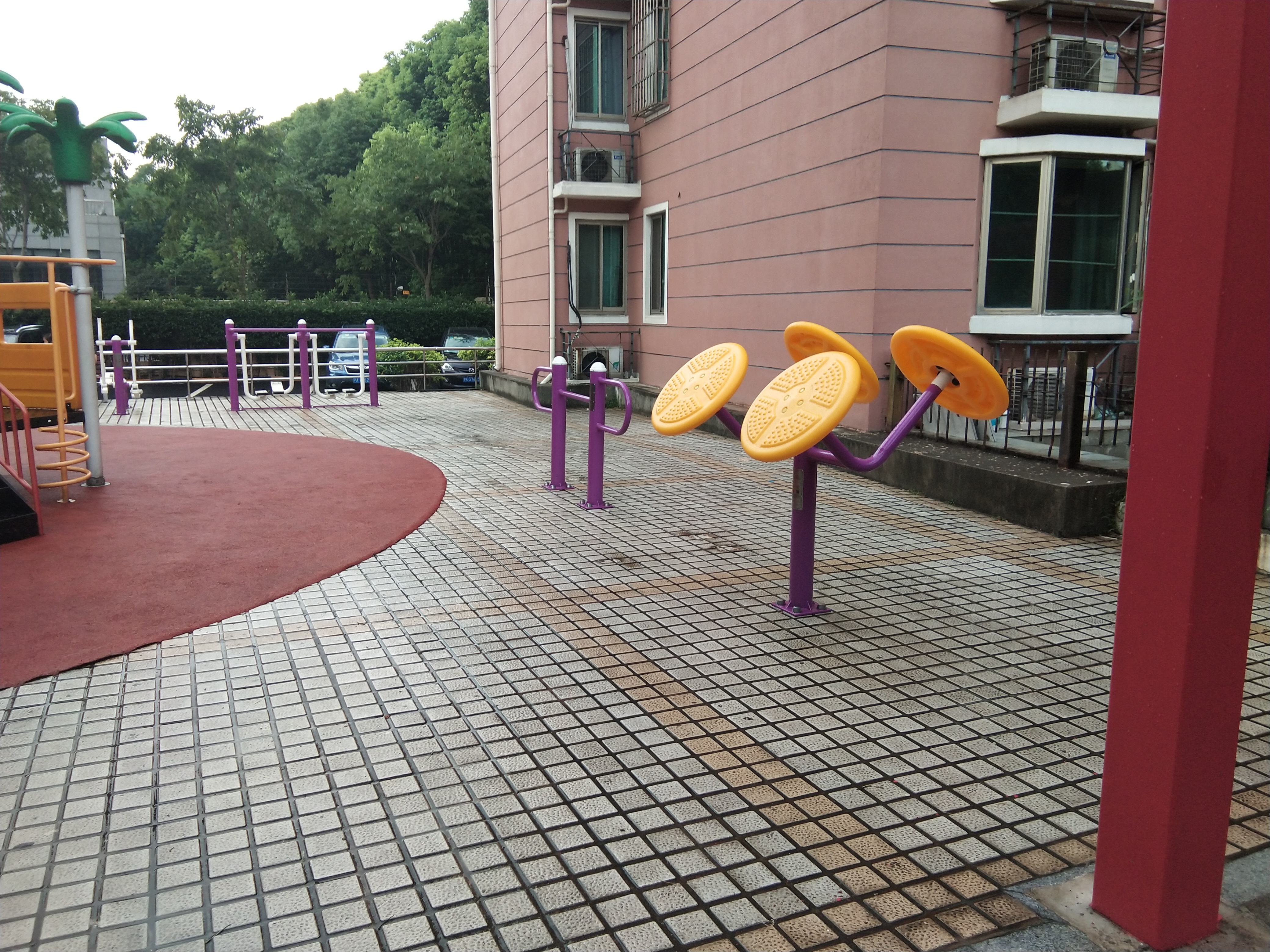 綠茵苑健身點(diǎn)