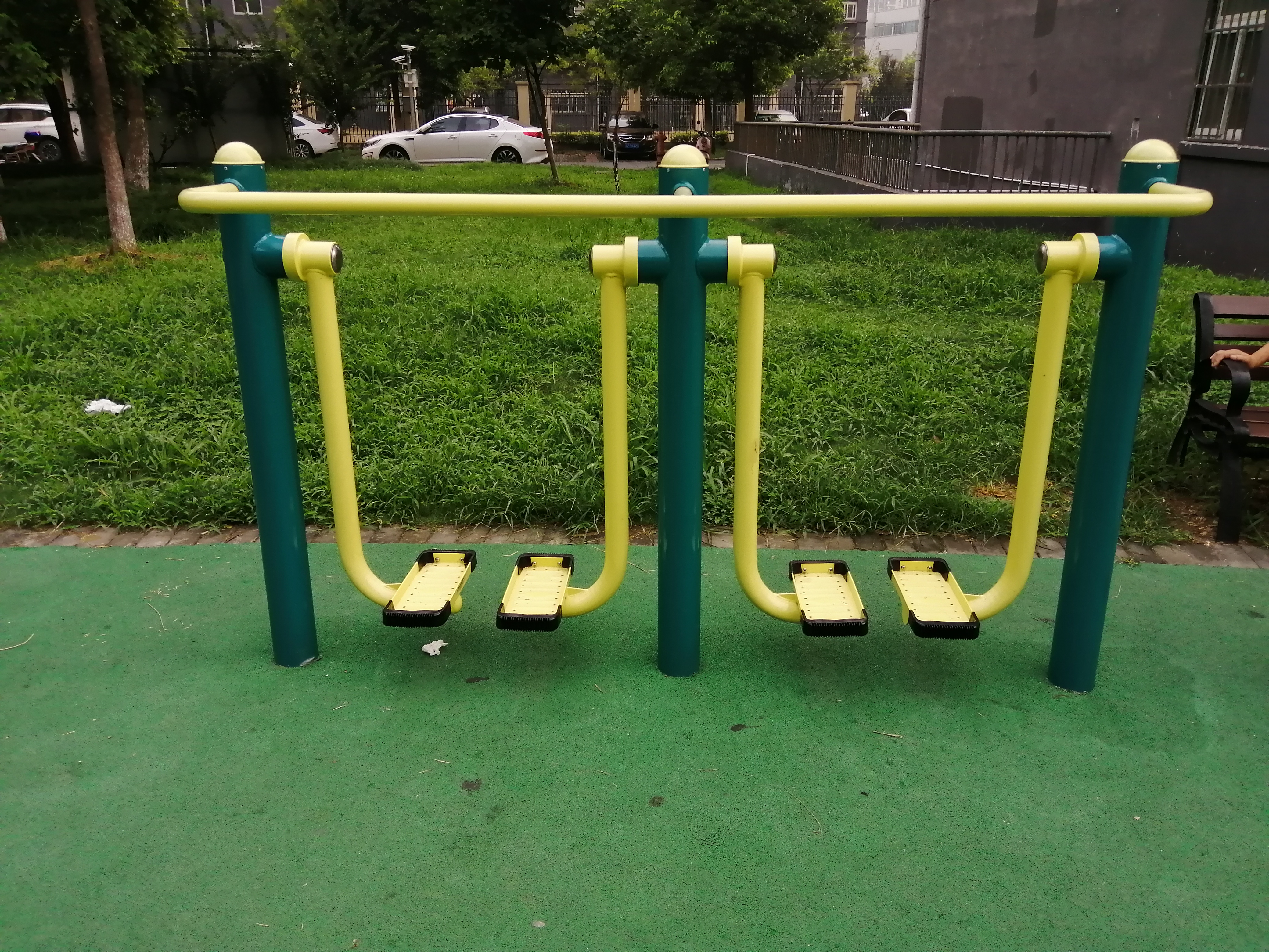 雙位太空漫步機(jī)